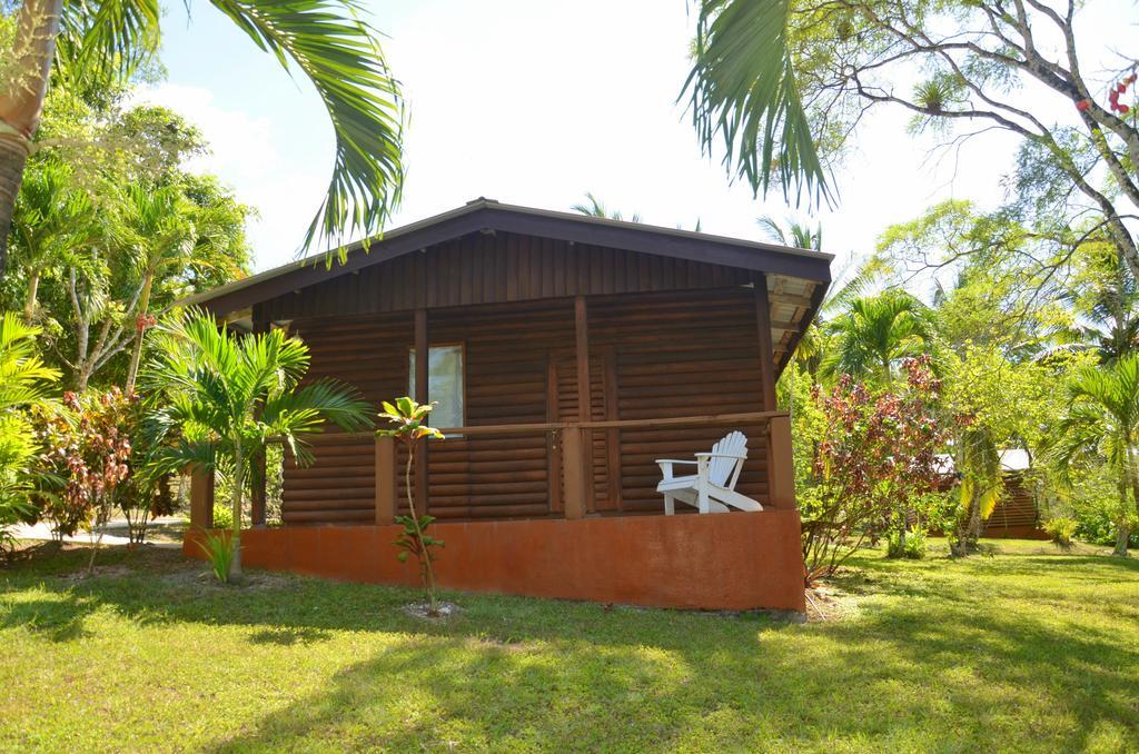 The Log Cab-Inn San Ignacio Habitación foto