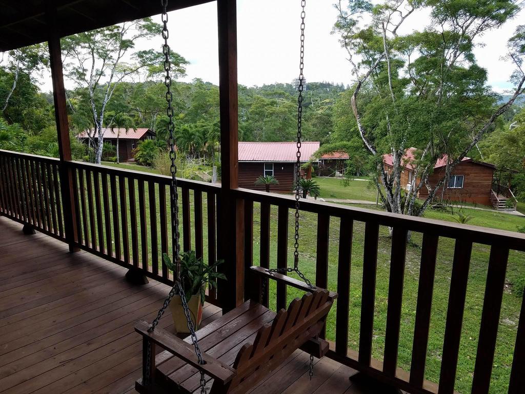 The Log Cab-Inn San Ignacio Exterior foto